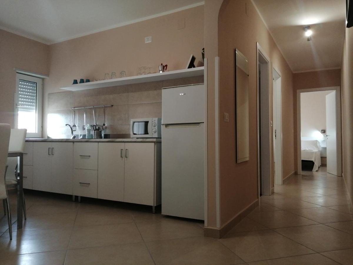 Villa Laura Residence Hotel Apartments & Studios アシェーア エクステリア 写真