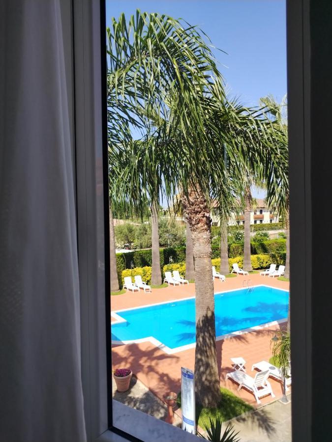 Villa Laura Residence Hotel Apartments & Studios アシェーア エクステリア 写真