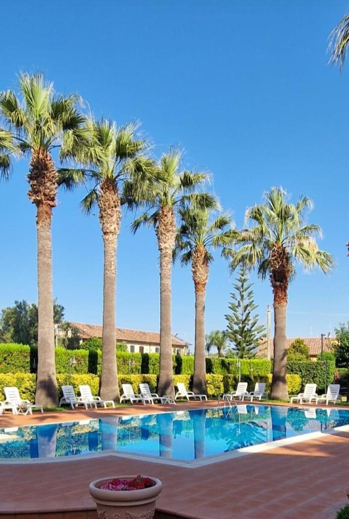 Villa Laura Residence Hotel Apartments & Studios アシェーア エクステリア 写真
